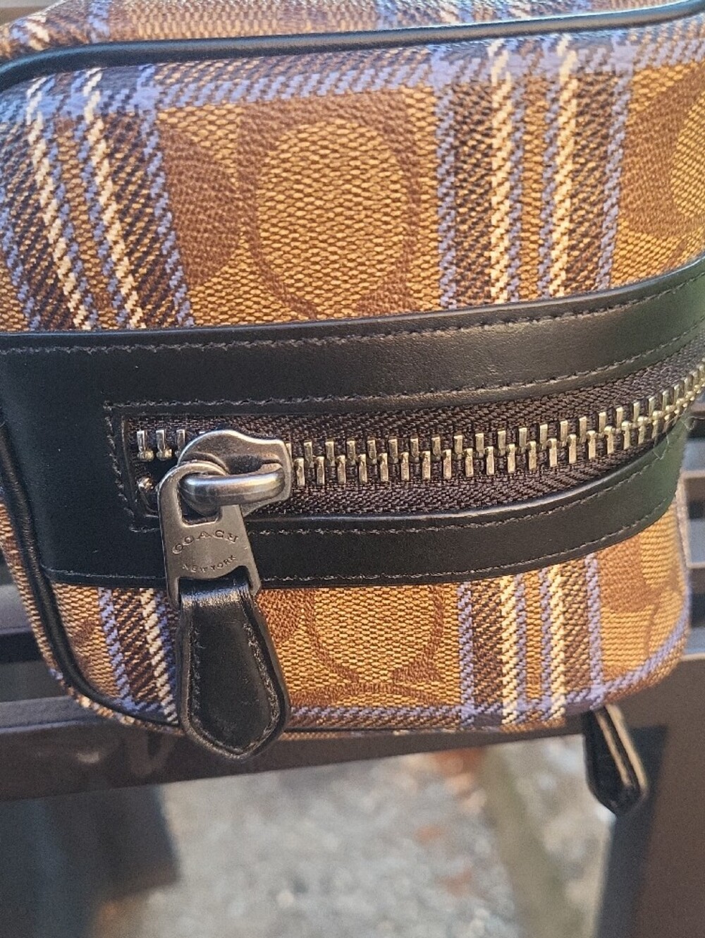 Coach Plaid Canvas & Black Leather Men’s Toiletry Kit - Picture 6 of 16